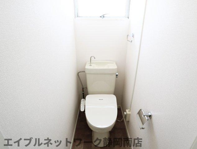 トイレ　トイレです