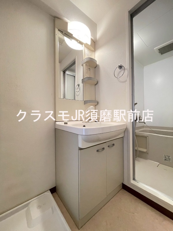 洗面設備　あなたの一日はこのオシャレな空間からはじまります。