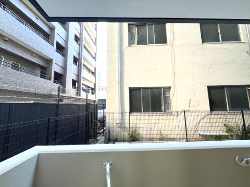 眺望　同マンション反転タイプの間取り写真