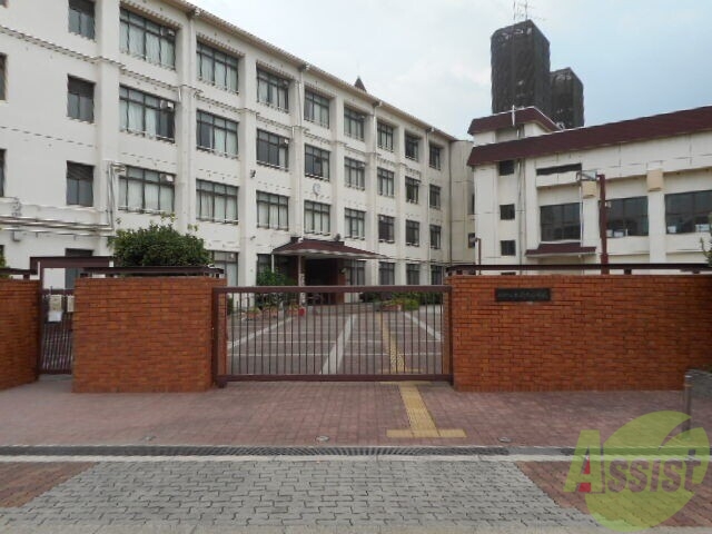 小学校　大道南小学校（小学校）まで895m