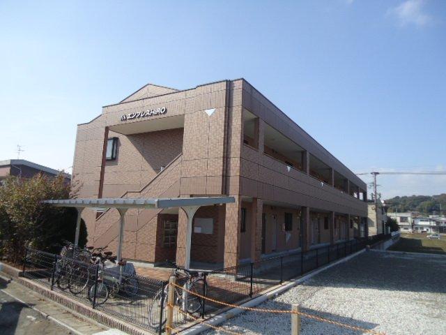 エントランス　外観写真（昼）