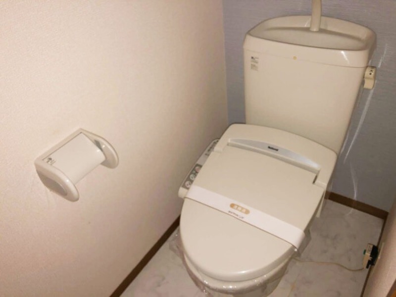 トイレ　図面と現状に相違がある場合には現状を優先