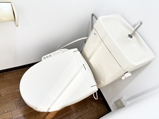 トイレ　シャワー付きトイレ