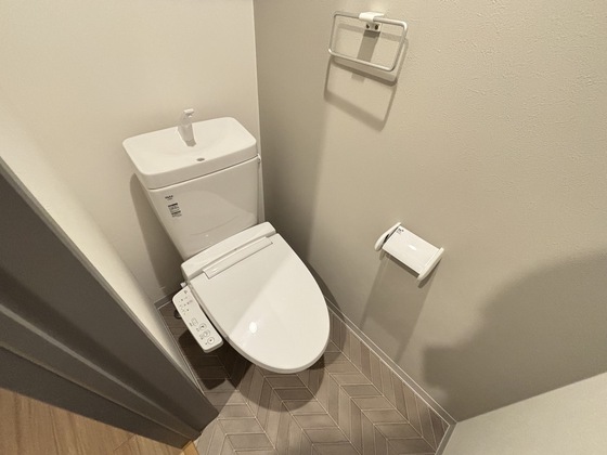 トイレ　※別部屋の写真です