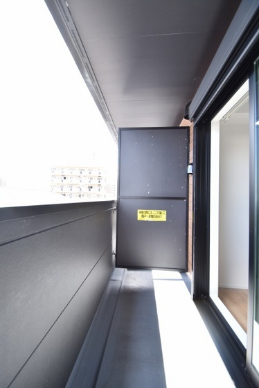 バルコニー　※別部屋の写真です