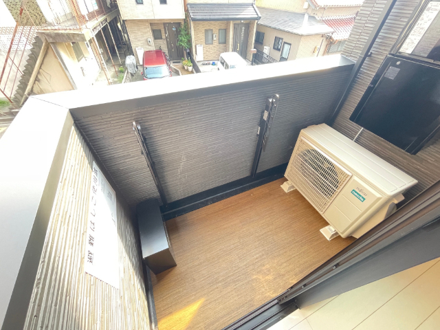バルコニー　南向きのベランダ