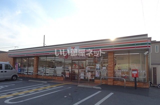 コンビニ　セブンイレブン 香芝すみれ野1丁目店（コンビニ）まで363m