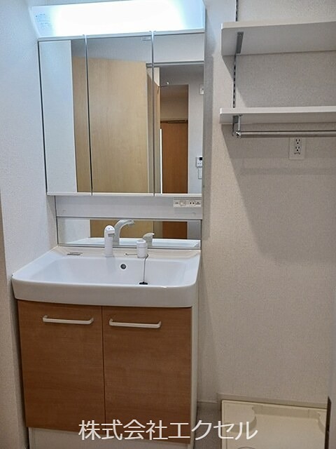 洗面設備　独立洗面台です。