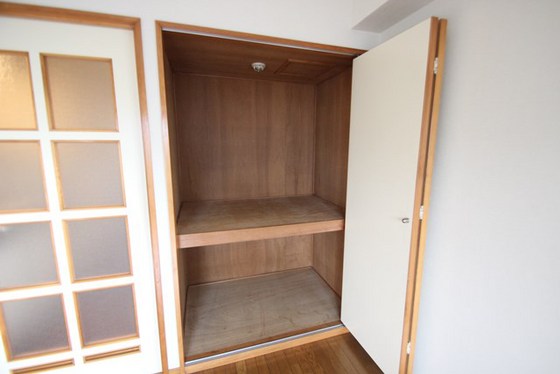 収納　※別室の写真です