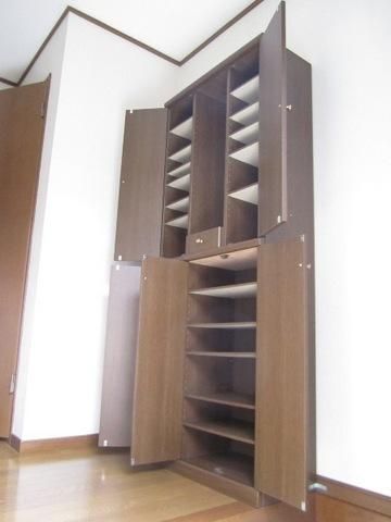 その他設備　シューズボックス