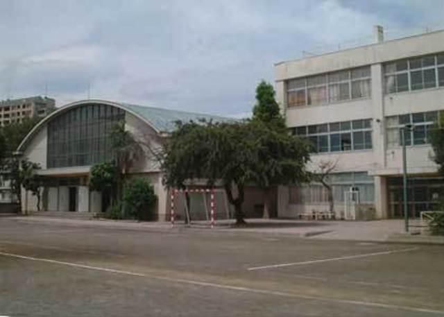 中学校　国立第二中学校（中学校）まで530m