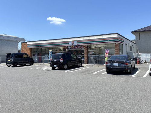 コンビニ　セブンイレブン 一宮宮地花池店（コンビニ）まで414m