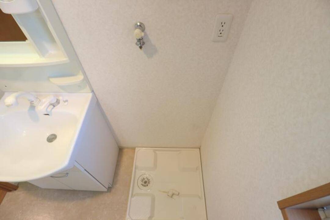 洗面設備　洗濯機置場