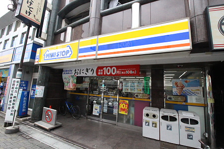 コンビニ　ミニストップ 永福町駅前店（コンビニ）まで411m
