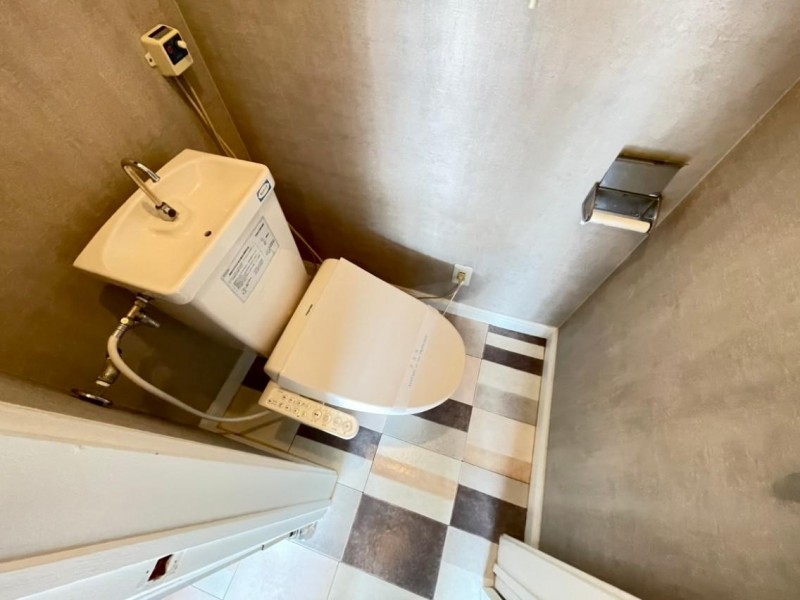 トイレ　トイレ