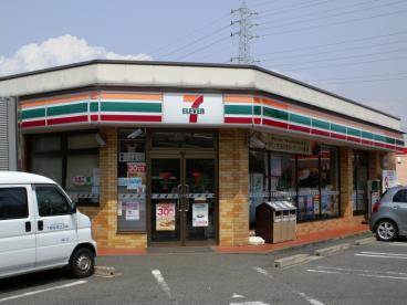コンビニ　セブン‐イレブン 神戸森友２丁目店（コンビニ）まで817m