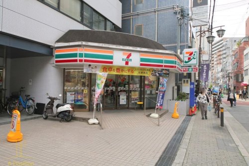 コンビニ　セブンイレブン 大阪西天満4丁目店（コンビニ）まで35m