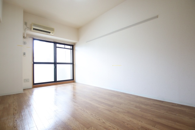 居室・リビング　※別室の参考写真の為、現況優先です。