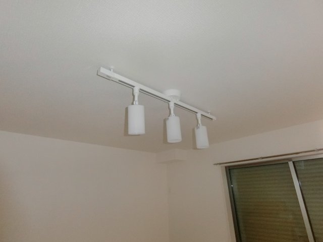 その他部屋・スペース　ダウンライト