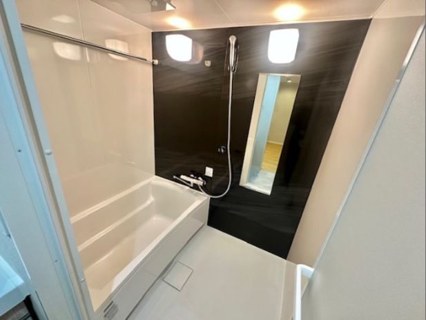 バス・シャワールーム　建築中のため、類似物件のお写真です(現状を優先します）