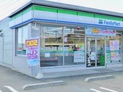 コンビニ　ファミリーマート 羽村神明台店（コンビニ）まで396m