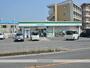 コンビニ　ファミリーマート（コンビニ）まで750m