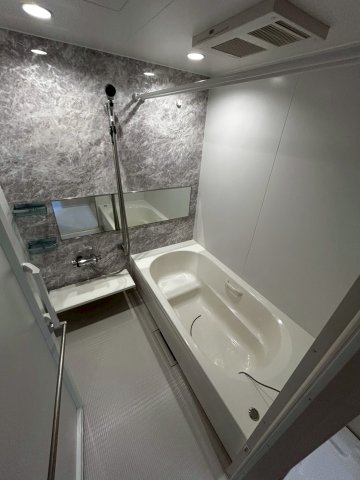 バス・シャワールーム　★追焚・暖房乾燥機付きバス★