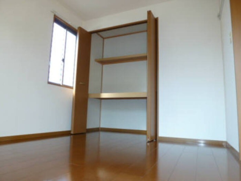 収納　図面と現状に相違がある場合には現状を優先