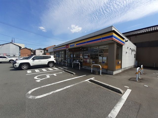 コンビニ　ミニストップ（コンビニ）まで850m