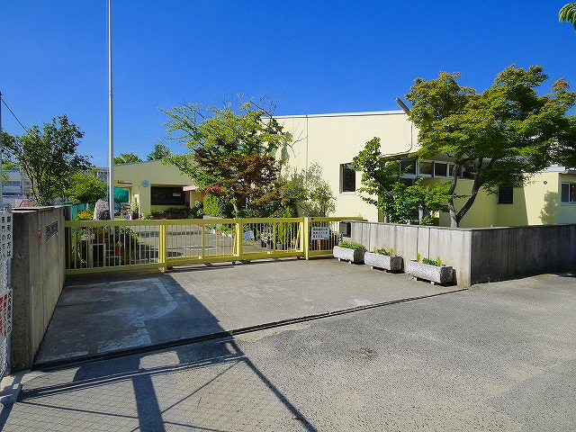 幼稚園・保育園　大和郡山市立郡山北幼稚園（こおりやまきたようちえん）（幼稚園・保育園）まで387m