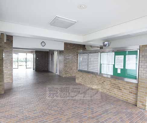 エントランス　広々としたエントランス