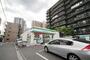 コンビニ　ファミリーマート与野駅西口店（コンビニ）まで340m