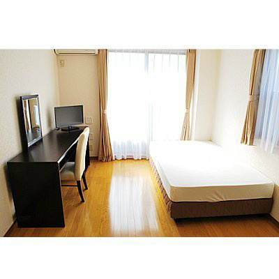 居室・リビング　家具・家電付き☆