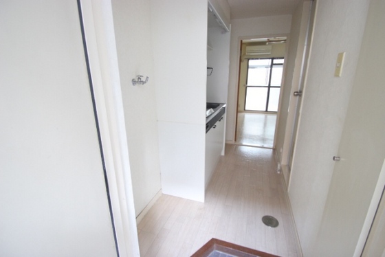 玄関　※別室の写真です