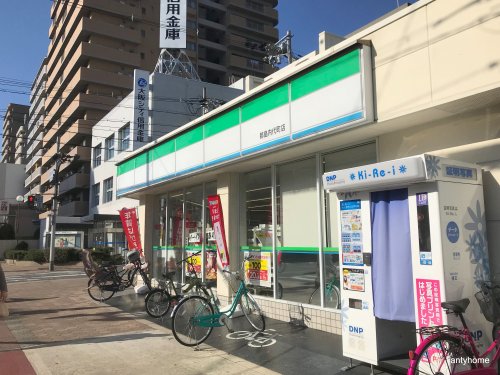 コンビニ　ファミリーマート都島内代町店（コンビニ）まで289m