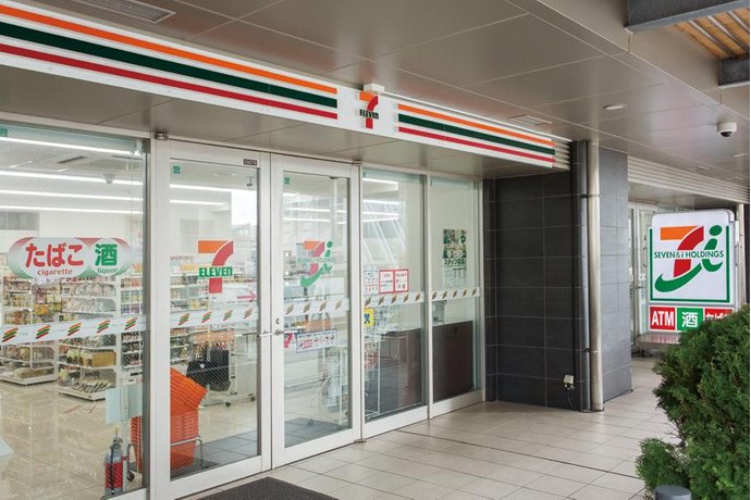 コンビニ　セブンイレブン ベイサイドシティコスモ店（コンビニ）まで140m