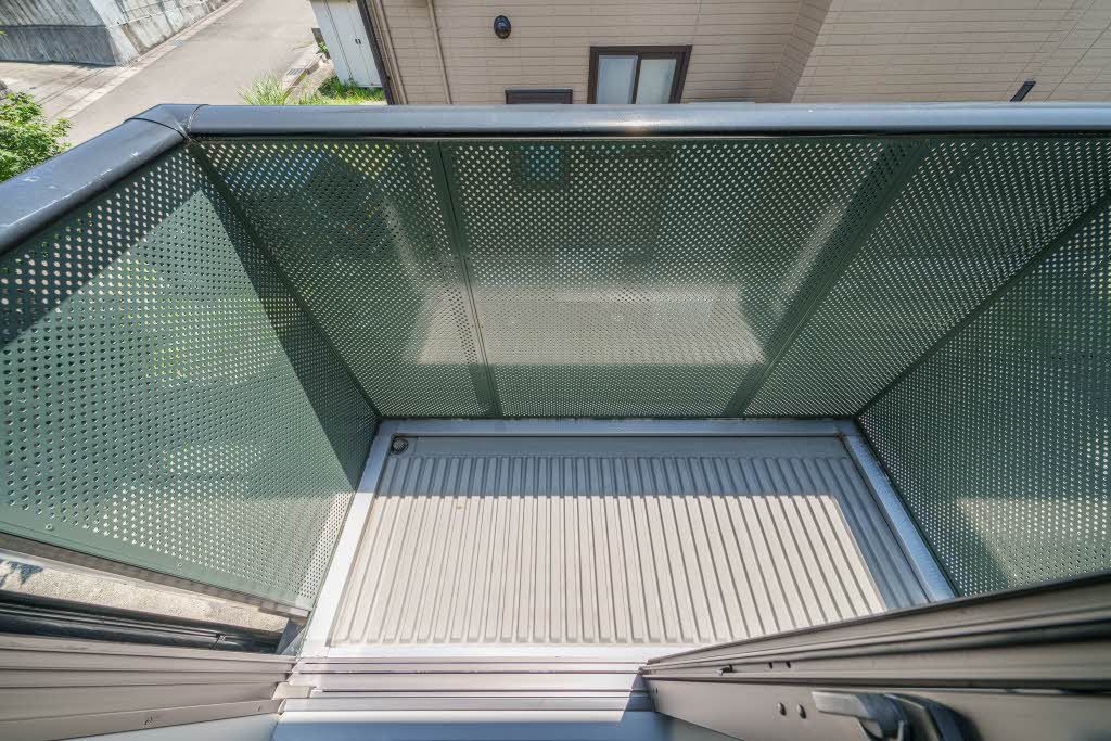 バルコニー　バルコニー