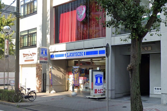 コンビニ　ローソン中区大須二丁目店（コンビニ）まで51m