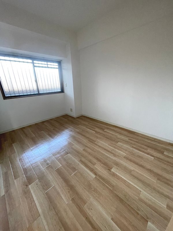 その他部屋・スペース　明るいベッドルーム☆