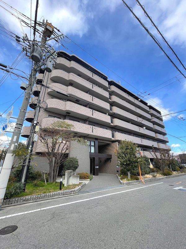 建物外観　鉄筋コンクリート造のしっかりとしたマンション！