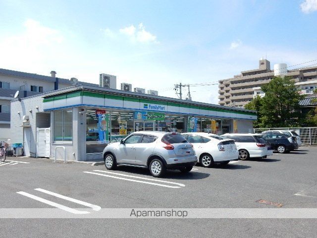 コンビニ　ファミリーマート豊成店（コンビニ）まで510m