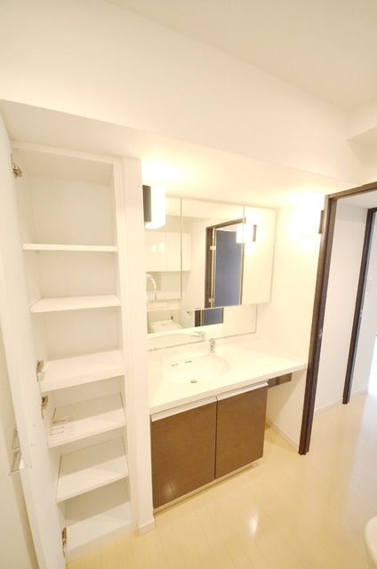 洗面設備　別部屋参考画像