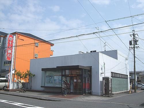 銀行　十六銀行（銀行）まで530m