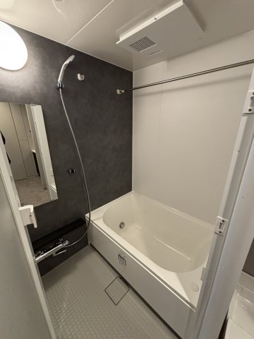 バス・シャワールーム　お風呂です