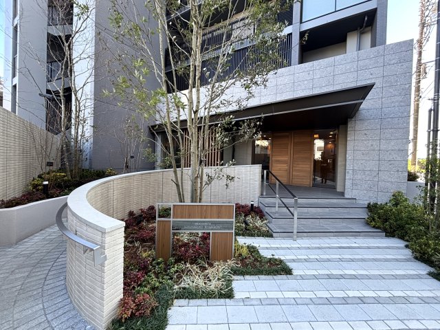 エントランス　毎日通るエントランスはこのようになっています