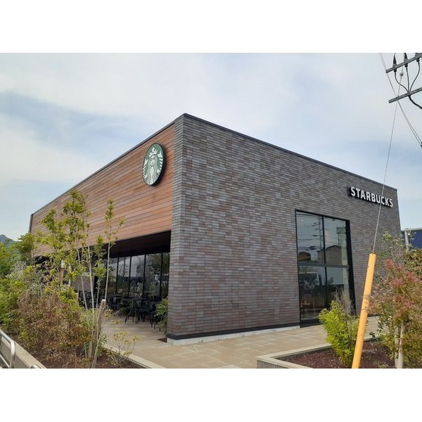 飲食店　スターバックスコーヒー防府店（飲食店）まで350m