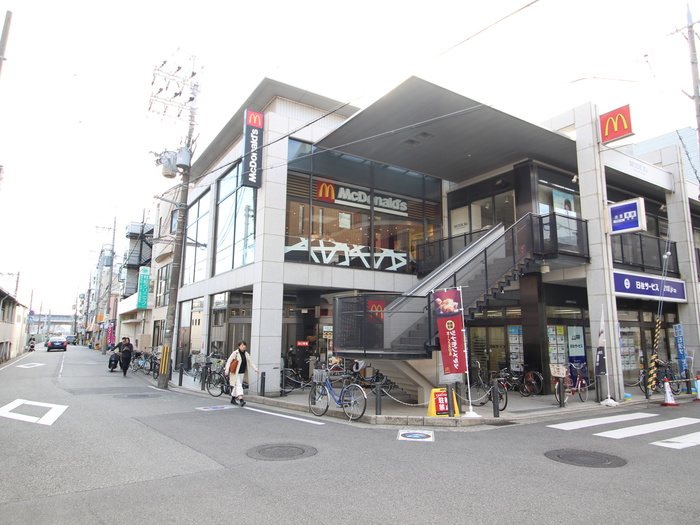 飲食店　マクドナルド 甲東園駅前店（飲食店）まで250m