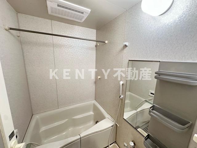 バス・シャワールーム　ゆったり過ごせるお風呂です