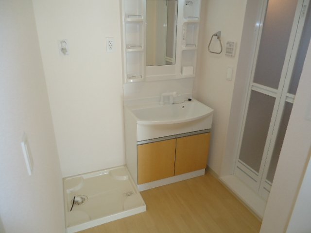 洗面設備　洗髪洗面化粧台