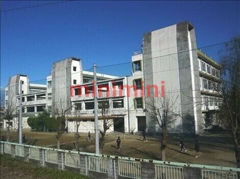 中学校　茨木市立東雲中学校（中学校）まで1045m
